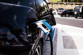 平置駐車場（EV充電器設置）