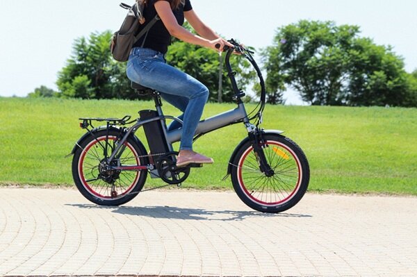電動自転車対応駐輪スペース