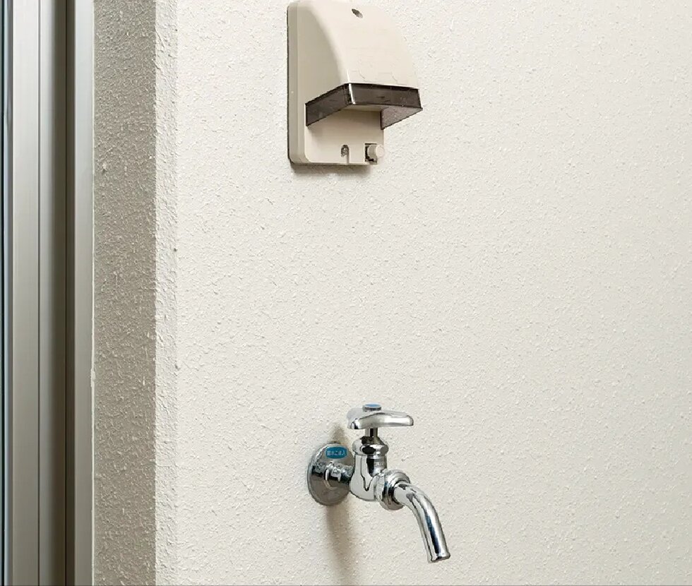 バルコニー水栓