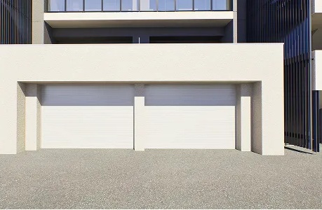 屋内平置駐車場（シャッター付）
シャッター付区画（2台）