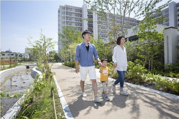 プロムナード「せせらぎ遊歩道」