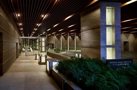 Entrance Approach