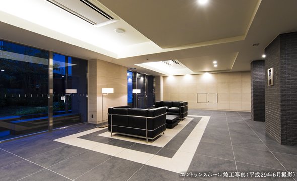 エントランスホール竣工写真