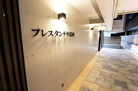 アプローチ(1F)