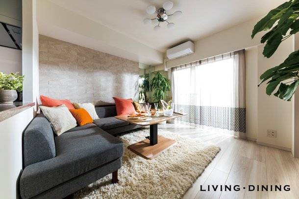 LIVING・DINING