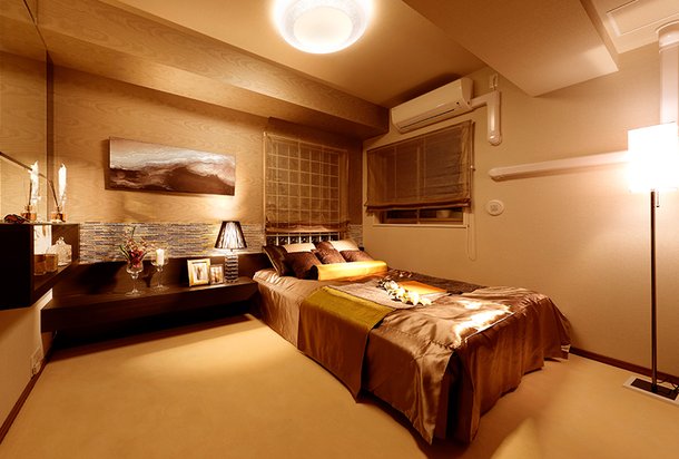MASTER BEDROOM