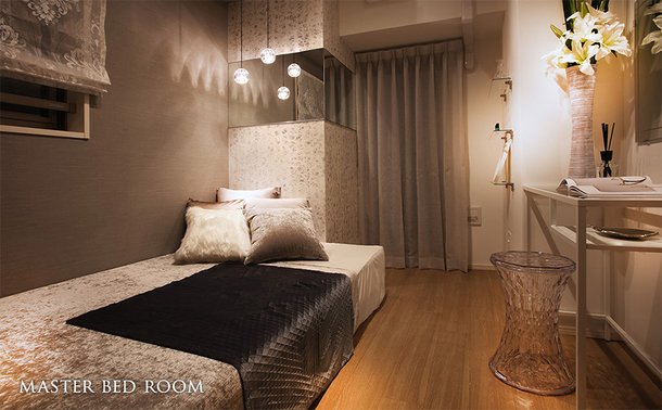 MASTER BED ROOM