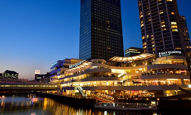 横浜ベイクォーター