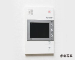 音声と画像の両方でチェック
カラーモニター付インターホン