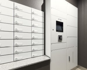 不在時でも宅配物を受け取れる
宅配ロッカー
