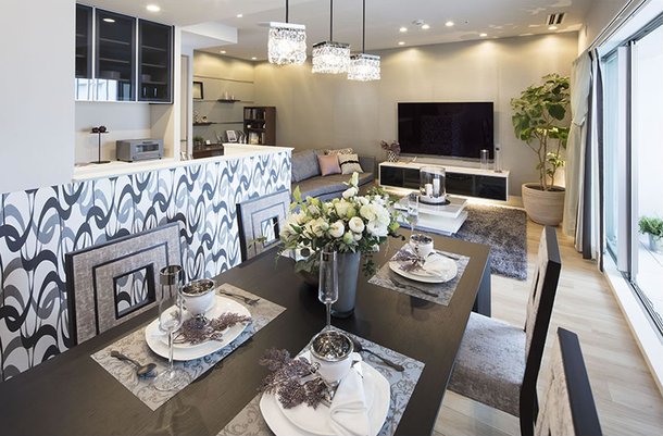 LIVING&DINING