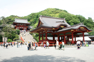 鶴岡八幡宮