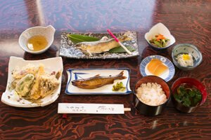 川魚料理　やまもと