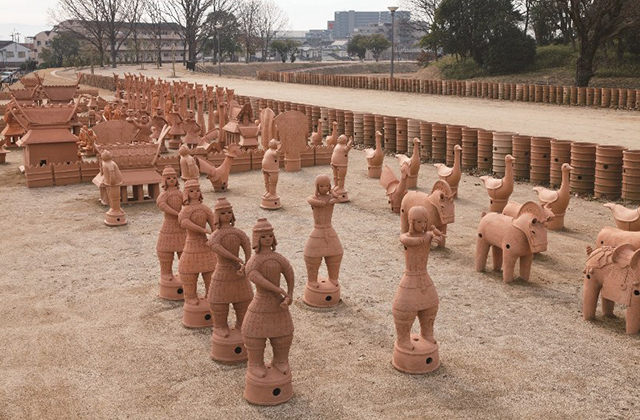 今城塚古墳公園