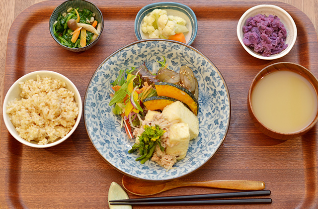 野菜とつぶつぶ　アプサラカフェ　伊丹店