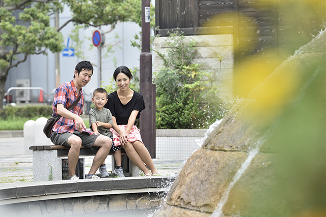 神戸市東灘区には、小さい子どもと一緒に親子でくつろげる場所が豊富。