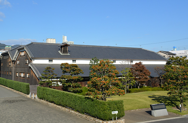 >白鶴酒造資料館