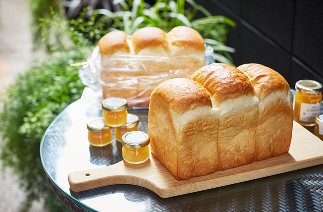 こだわり食パン専門店 麦麦（BAKUBAKU）