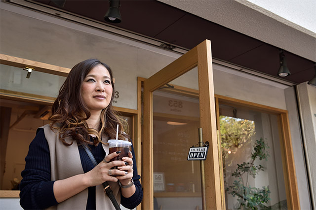 散歩途中に見つけたお店で過ごす時間がリフレッシュに。
