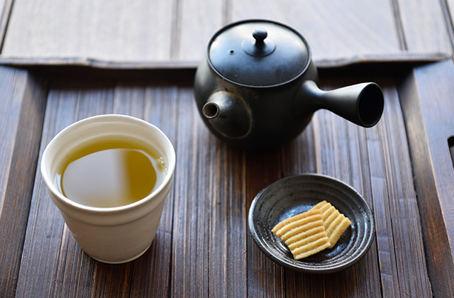 日本茶カフェ一日 ひとひ