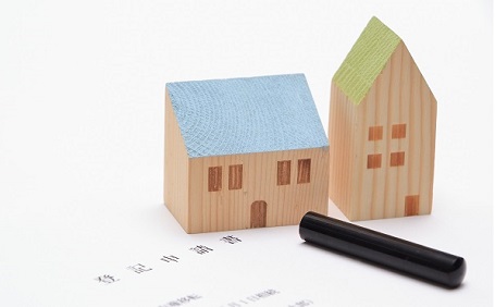 住宅ローン控除を受けるのに必要な登記事項証明書とは？取得方法や注意点を解説