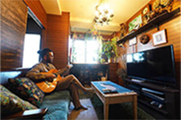 温かくどこか懐かしい　都内で味わう異国空間