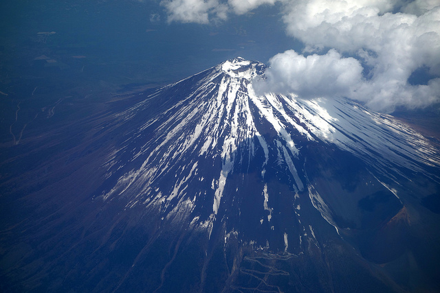 「富士山頂は静岡県である」と国土地理院が誤表示、指摘受け慌てて釈明