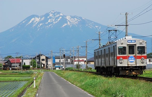 豪勢！ 弘南鉄道を「貸切」にできる、青森・平川市のふるさと納税