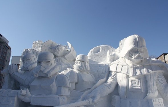 さっぽろ雪まつり、今年も凄そう！ 自衛隊の「神業級」進撃の巨人、ラブライブ！や恒例ミクさんも...