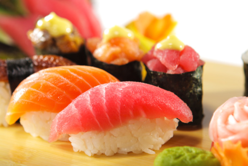 回転寿司の平均皿数は？　食べるネタ、我慢するネタ