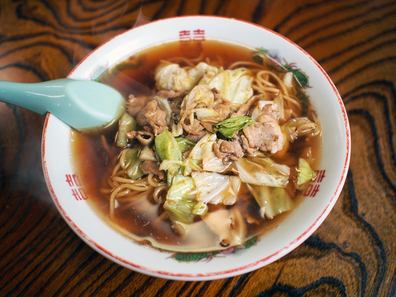 刻一刻と味わい変わるしょうゆスープ！　栃木県那須塩原温泉郷の「スープ入り焼そば」