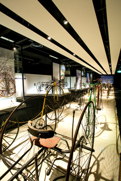 自転車博物館サイクルセンター