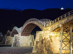 錦帯橋の夜景