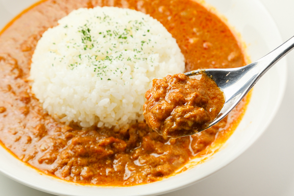 茨城県と千葉県の県境にある「道の駅さかい」で幻の豚や地粉蕎麦を味わう！